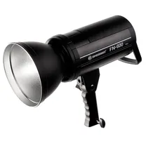 bresser-fn-600-ttl-nikon-flitser-accu.jpg