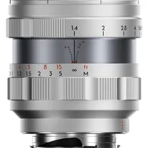thypoch-full-frame-photography-lens-simera-.jpg