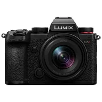 panasonic-lumix-s5d-body-1.jpg