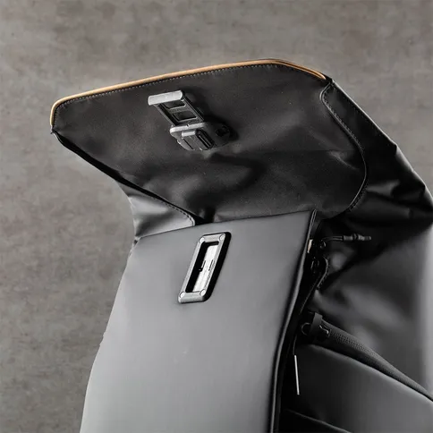 PGYTech-OneGo-Air-Backpack-20L-Obsidian-Black_7.jpg