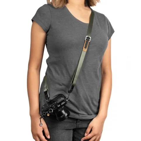 peakdesign_leash_sage6.jpg