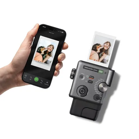 6_Fujifilm_instax_mini_evo_cinema.jpg