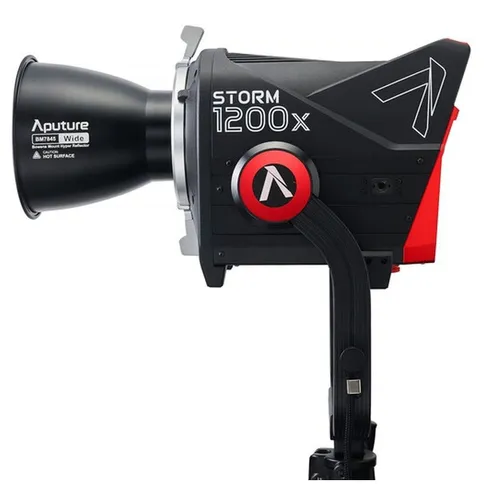 Aputure-Storm-1200x_6.jpg
