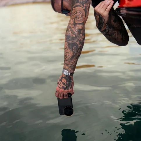 PolarPro-Phone-17-Pro-Max-LCP17-GRIP-only_5.jpg