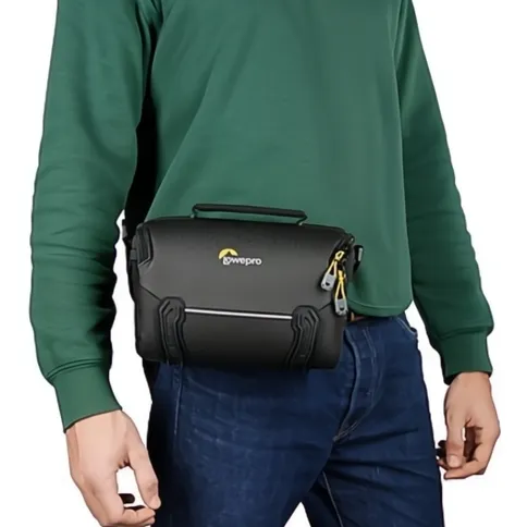5_Lowepro_adventura_go_sh140.jpg