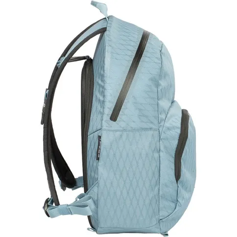 F-Stop-Rju-AIR-18-Liter-Backpack-Spring-Lake_4.jpg