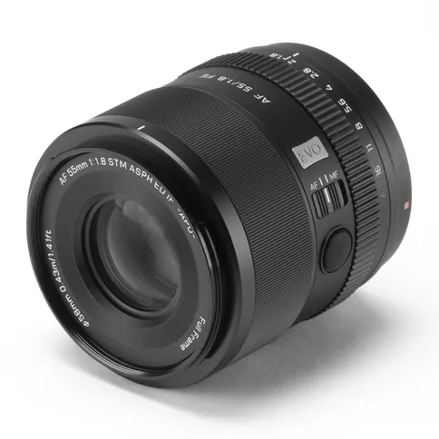 Viltrox_AF_35mm_F1.8_II_FE_Angled_View_Front.jpg