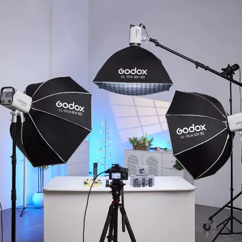 6_Godox_eazyflow_foldable_octa_bowens_softbox.jpg