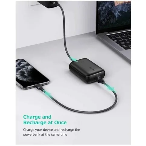 Aukey-Powerbank-Basix-Mini_4.jpg