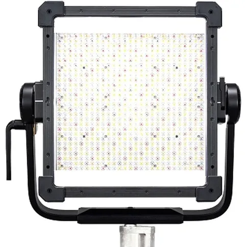 Aputure-Nova-II-1x1-No-Case-EU_1.JPG