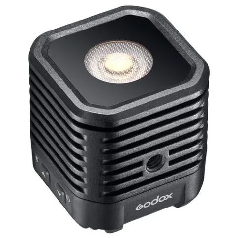 Godox-WL4B-Waterproof-LED-light-with-built-in-battery_1.jpg