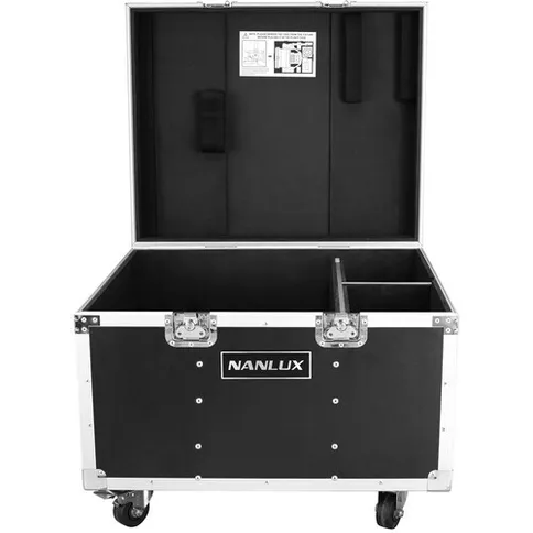 4_nanlux_flightcase_evoke1200.jpg