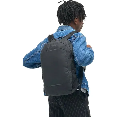 Gomatic-Navigator-Collapsible-Backpack-16-5L_5.jpg
