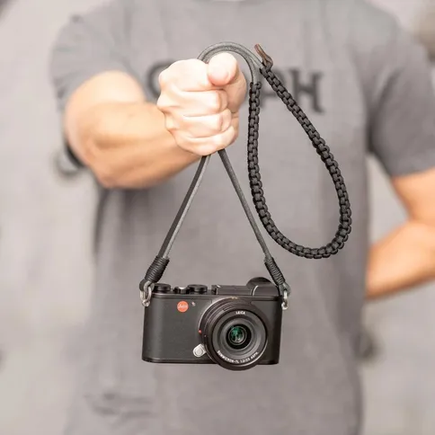 Leica-18894-Paracord-riem-gemaakt-door-COOPH-zwart-zwart-126cm_5.jpg