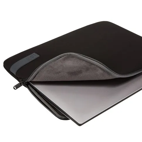 case-logic-reflect-laptop-sleeve-15_6_4.jpg