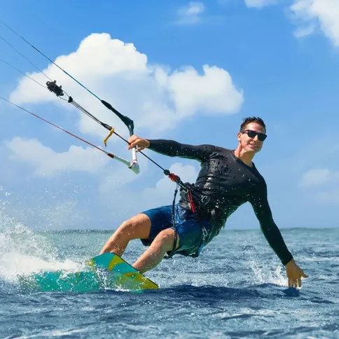 Insta360-X4-Air-Water-Sports-Rope-Mount_7.jpg