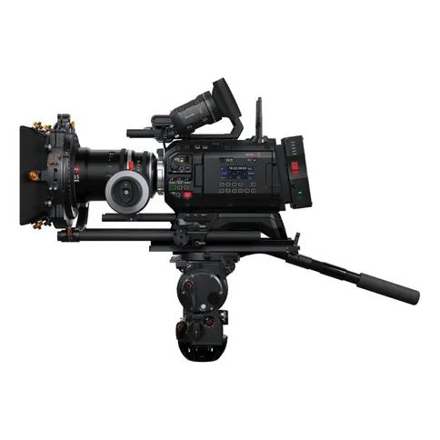 Blackmagic-URSA-Cine-12K-LF-EVF_4.jpg