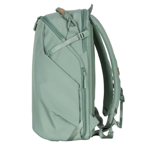 Leofoto_dailylite_series_backpack_17L_green3.jpg