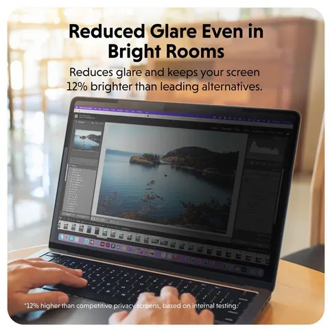 Hyper-HyperShield-privacy-filter-for-MacBook-Air-15_4.jpg