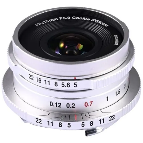 Laowa-15mm-f5-Cookie-FF-Leica-M-zilver_2.jpg