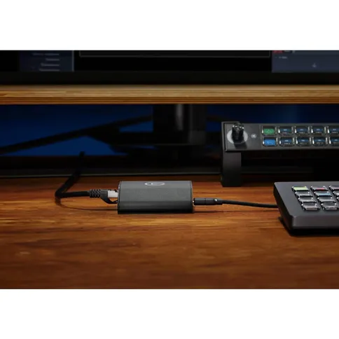 Elgato-Stream-Deck-Network-Dock_5.jpg