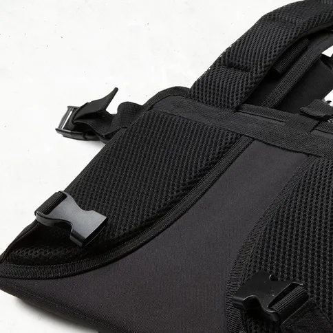 Dirty-Rigger-Chest-Mate-Pro-Dirty-Rigger-Hands-Free-Tablet-Holder_9.jpg