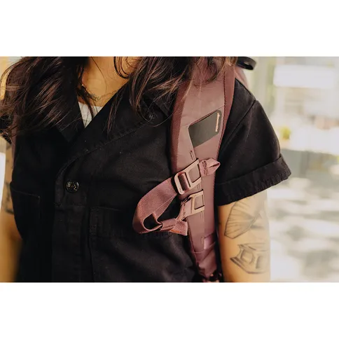 Everyday_Backpack_Zip_20L_Eclipse_6.jpg