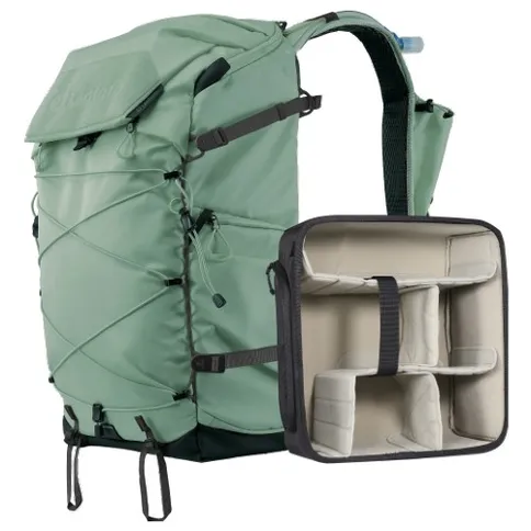2_leofoto_backup_backpack_35L_avecmediumdivider.jpg