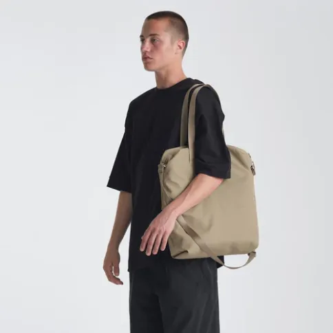 Urth-Arkose-Tote-Bag-beige-8.webp