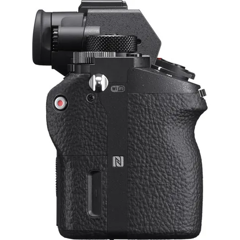 Sony A7S mark II body 4.jpg