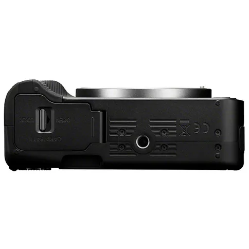 Canon_R50_V_6.jpg