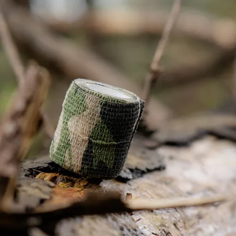 Caruba-Camouflage-Wrap-Tape-4-Pack-Woodland-2.jpg
