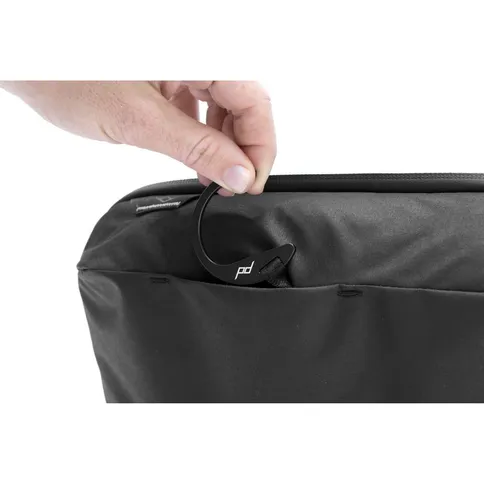 Peak-Design-Wash-Pouch-V2-black_4.jpg