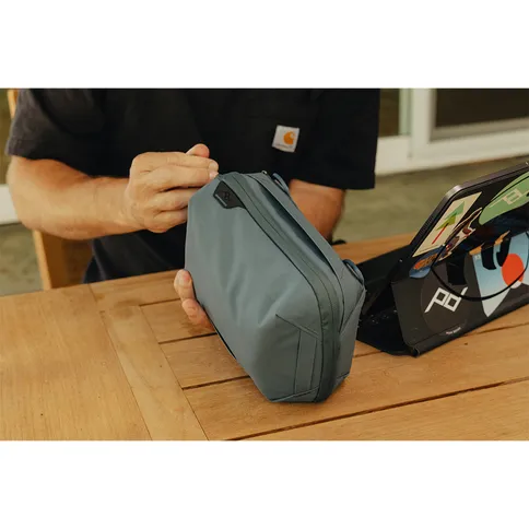 Tech_Pouch_Ocean_5.jpg
