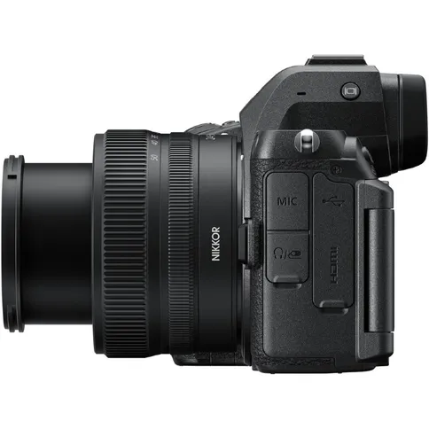 nikon-z5ii-24-50mm_4.jpg