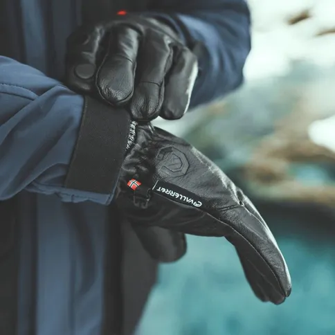 Vallerret-Hatchet-Leather-Glove-black-S_8.jpg