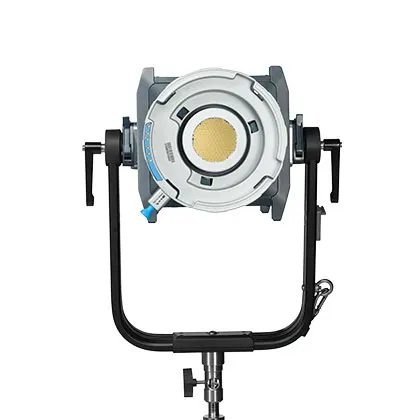 Nanlux_NL_To_BE_Mount_Adapter_On_Evoke_600C_Front_View.jpg