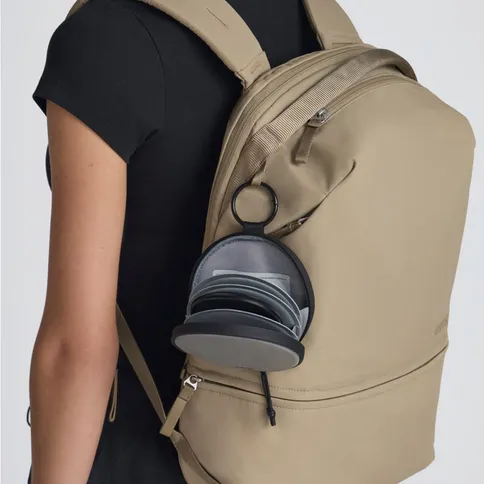 Urth-Lens-Filter-Pouch_3.jpg