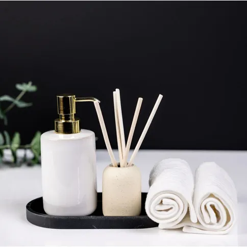 V-Flat-White-Gloss-White-Matte-XL_4.jpg