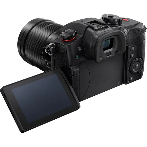 panasonic-gh5m2-12-60mm_6.jpg