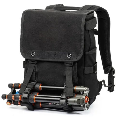 0005_Retrospective-Backpack-Tripod-Rear-Mount-Black.jpg