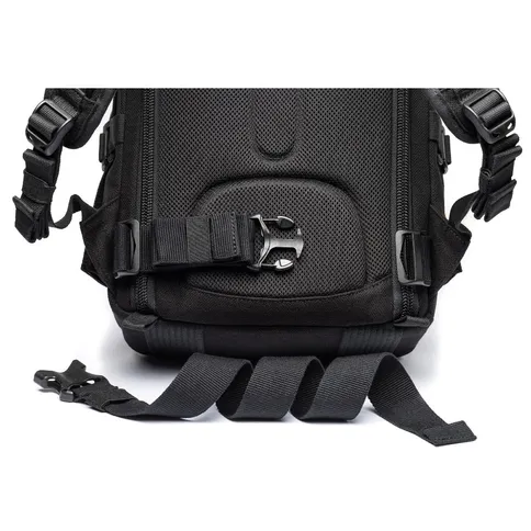 0013_Retrospective-Backpack-Removeable-Waist-Belt-Black.jpg