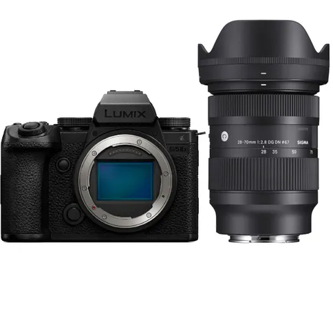 panasonic_lumix_s5_m2x_sigma-28-70mm_1.jpg