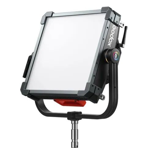 Godox-KNOWLED-P300R-RGB-Hard-Panel-Light_2.jpg