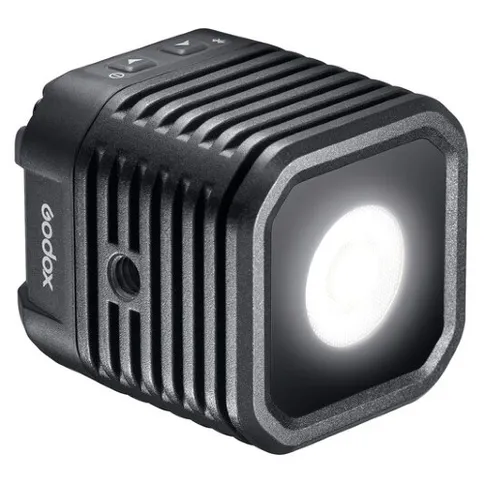 Godox-WL4B-Waterproof-LED-light-with-built-in-battery_3.jpg