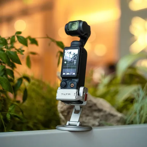 Tilta-Magnetic-Accessory-Mounting-Kit-for-DJI-Osmo-Pocket-3--Titanium-White_2.jpg