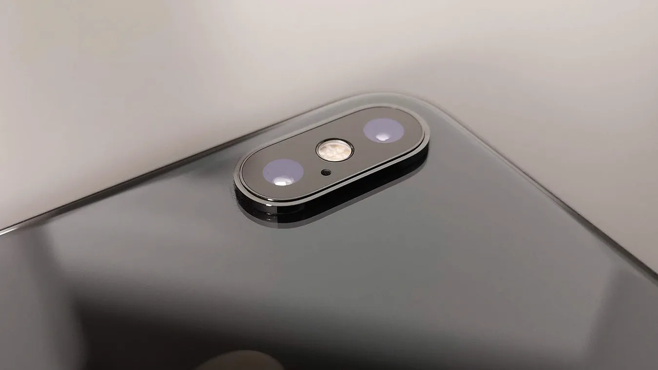 smartphone_lens_2.jpg