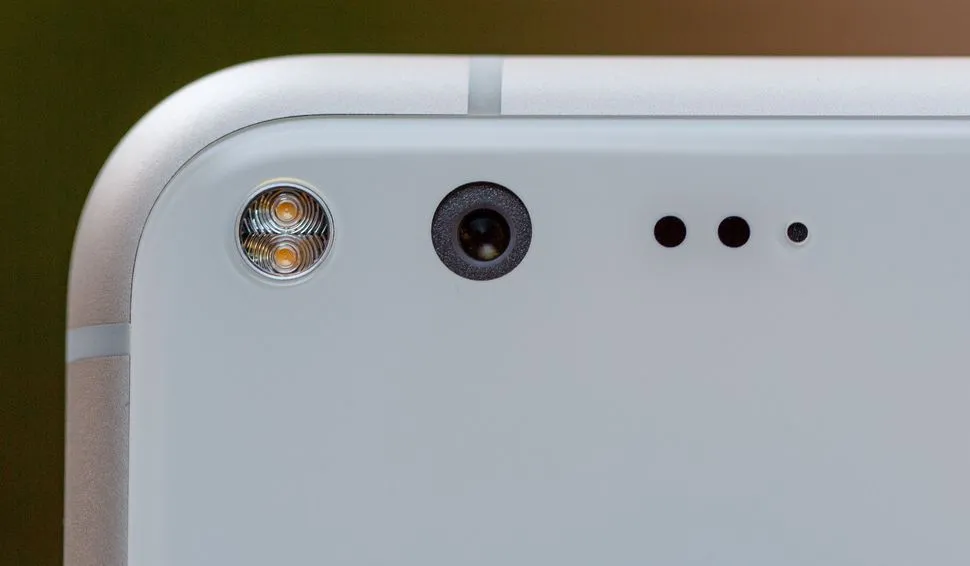 smartphone_lens_1.jpg