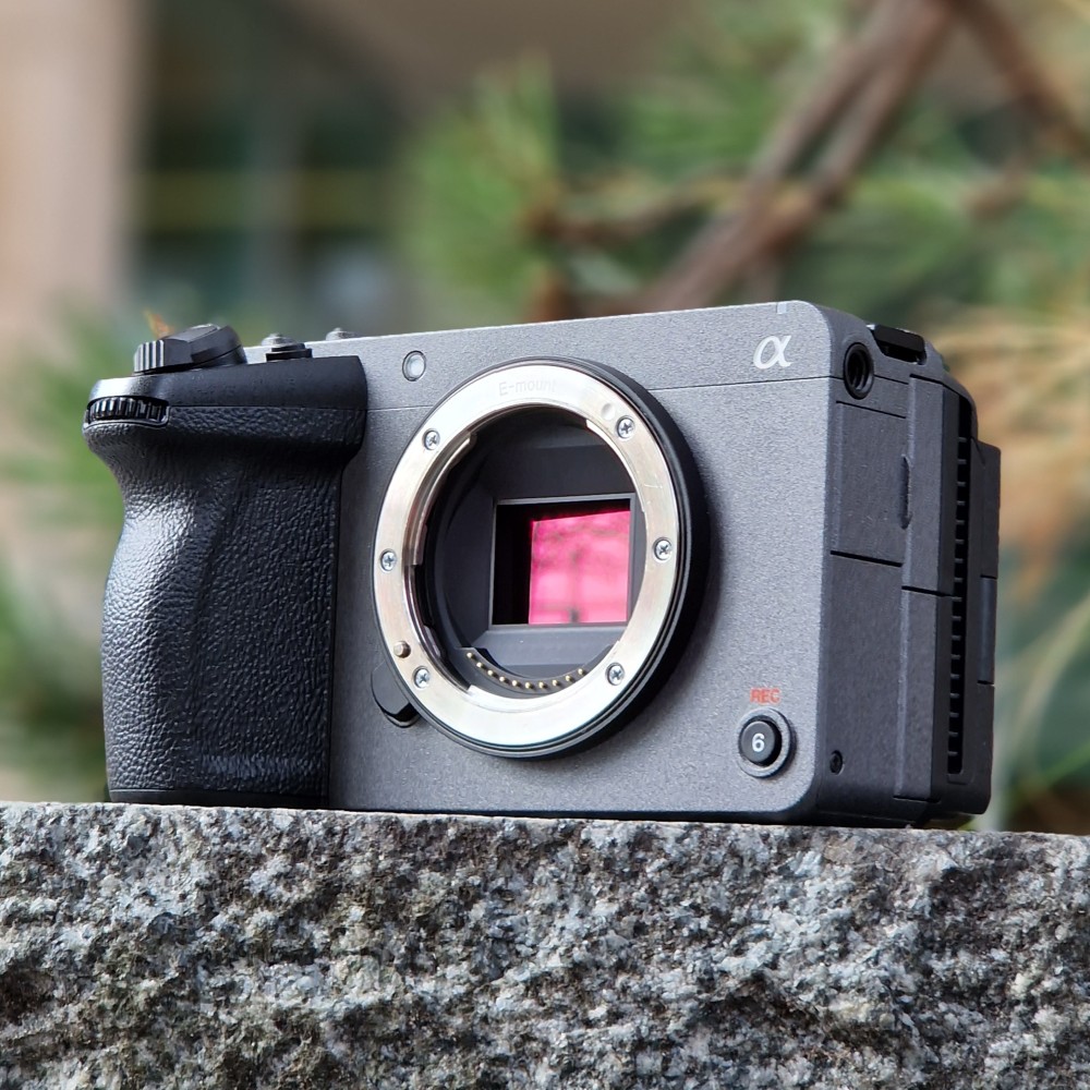 Sony FX30 Camera and Sony FE 70-200mm F4 G Lens