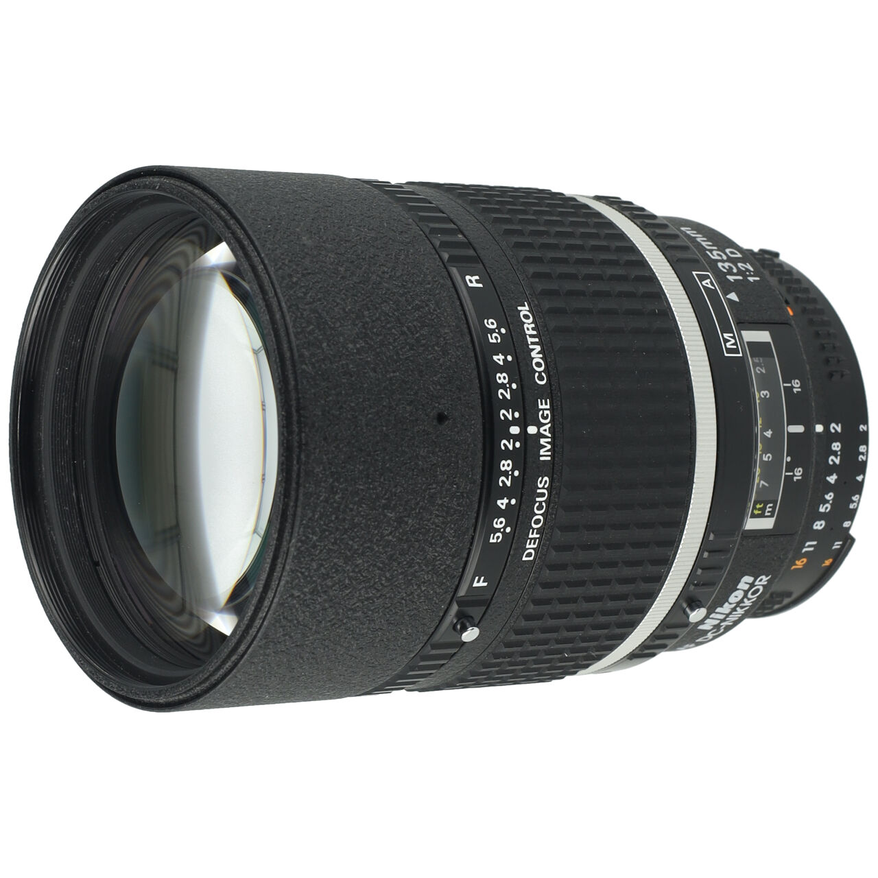 Nikon AF Nikkor 135mm F/2,0 D DC